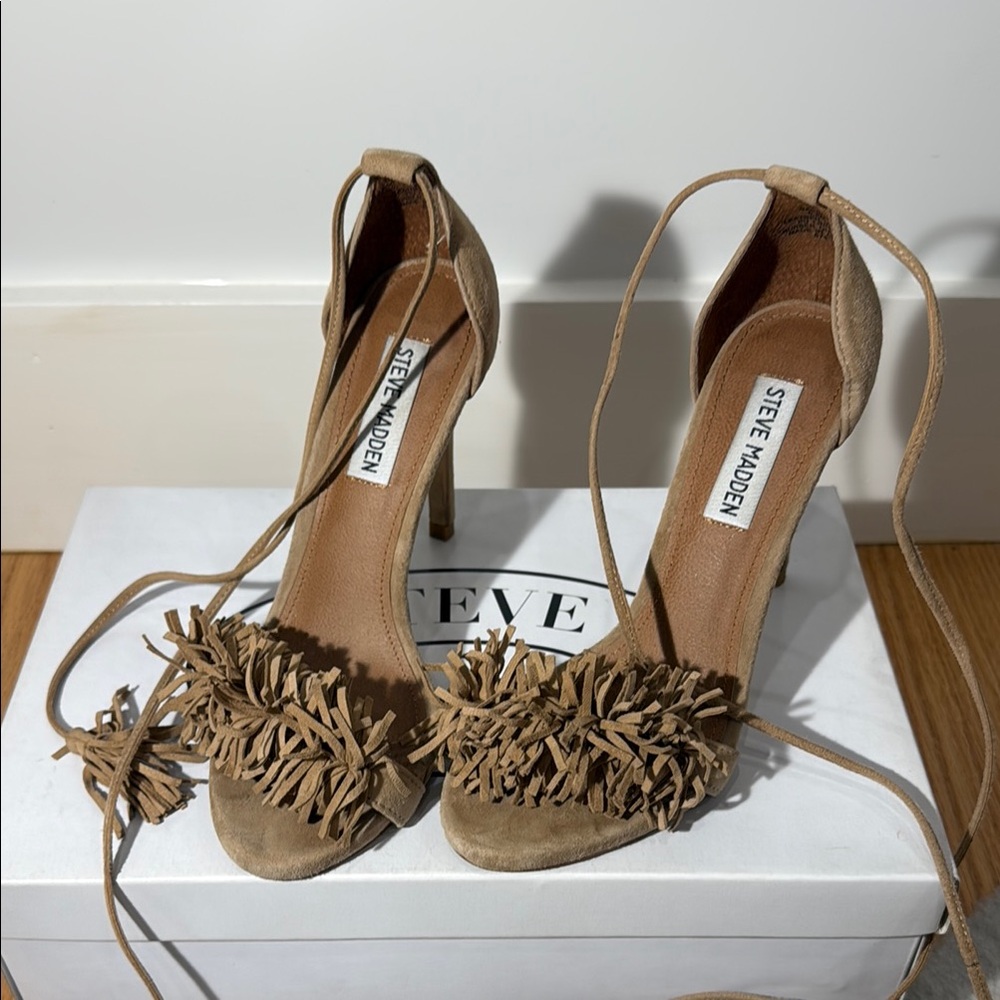 Steve Madden Tan Fringe Heels